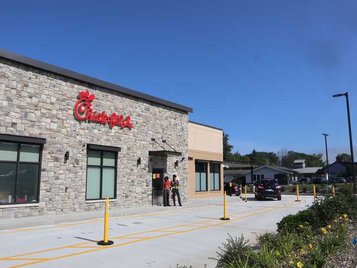 Chick-fil-A mulls its own roundabout to ease traffic in Colonie