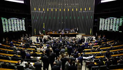 Brasília Hoje: Senado abre sessão que pode votar 'taxa das blusinhas'
