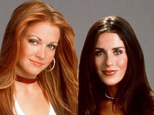 ‘Sabrina the Teenage Witch’ co-stars Melissa Joan Hart and Soleil Moon Frye have July 4th reunion