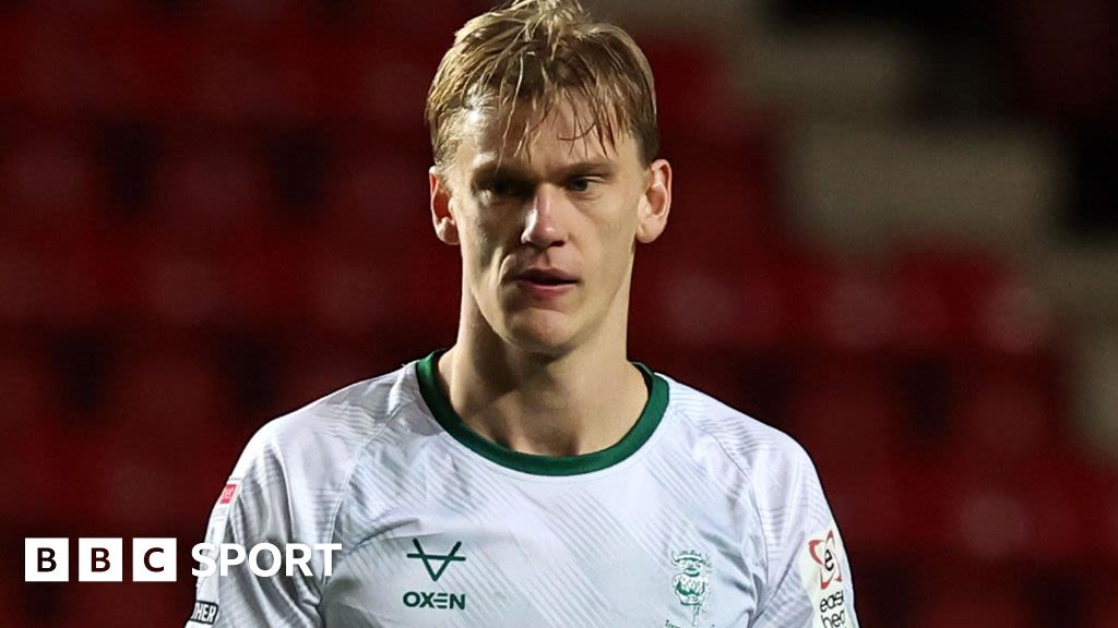 Lasse Sorensen: Huddersfield Town sign Lincoln City wing-back