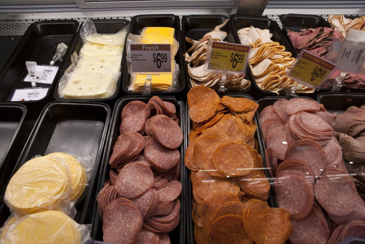 CDC: 2 dead, 28 ill from sliced deli meat listeria outbreak