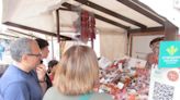 Así se está desarrollando el Mercado Artesano y Ecológico en Cangas de Onís