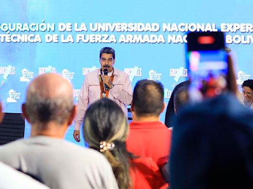 Nicolás Maduro se promociona en Delta Amacuro para el #28Jul con la entrega de escuelas