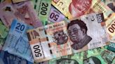 TIPO DE CAMBIO peso dólar hoy: moneda pierde terreno un día antes de Banxico Por Investing.com