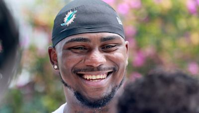 Bayron Matos brings infectious personality, strong desire to make Dolphins as Dominican-born undrafted rookie