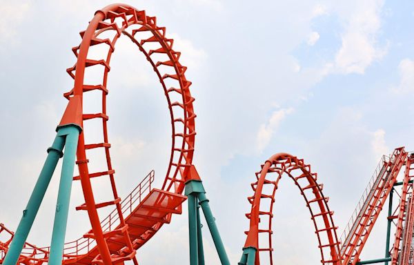 Chaos Erupts At Busch Gardens As A Violent Brawl Breaks Out In Line