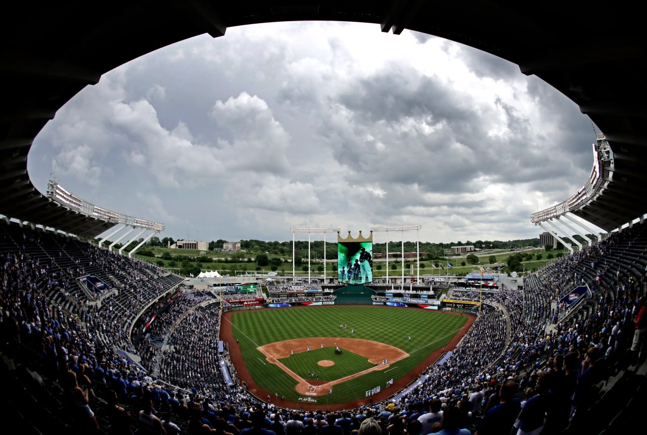 Royals vs. Brewers game moved up due to severe weather risks