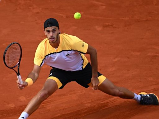 Francisco Cerúndolo estuvo cerca de la hazaña, pero Novak Djokovic resucitó en Roland Garros