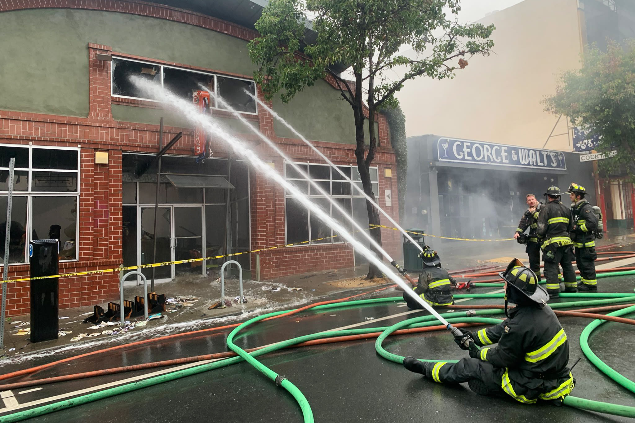 Well-loved Bay Area bookstore 'completely burned' in morning fire