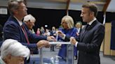 Macron insta a una nueva coalición mayoritaria y parece descartar trabajar con la extrema izquierda