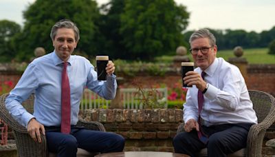 Harris and Starmer toast relationship ‘reset’ over pints with UK PM Ireland visit set for Sept