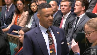 Labour MP Clive Lewis has to pledge allegiance to the King AGAIN