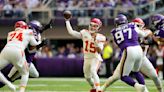 Patrick Mahomes, Chiefs outlast Vikings 27-20; Travis Kelce catches TD pass after hurting ankle