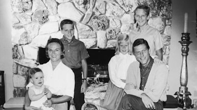 Dick Van Dyke’s Family Guide: Meet His Wife, Children and More