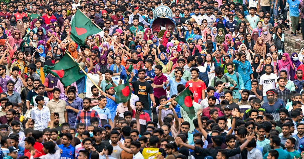 Behind Bangladesh Protests, Rage Over Inequality