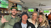 Country music stars Kenny Chesney, Kelsea Ballerini visit Portsmouth bar