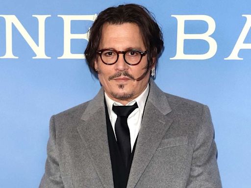 El diabólico nuevo rol de Johnny Depp en próxima comedia bíblica - La Tercera