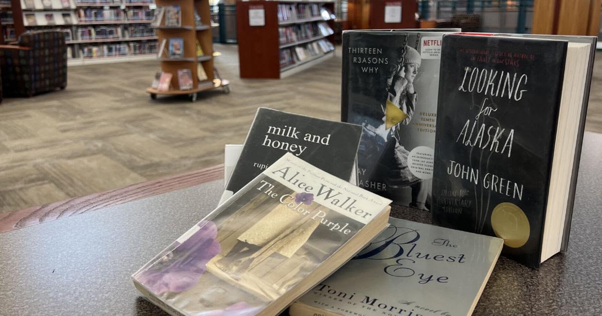 Analysis: 81 books removed from school library shelves in Council Bluffs