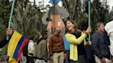 Ingrid Betancourt envía contundente mensaje a Petro durante marchas: “Aquí está su día cívico”