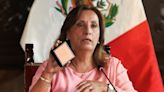 Perú: presentan una moción por "incapacidad moral permanente" contra la presidenta Boluarte por ausentarse por una cirugía estética