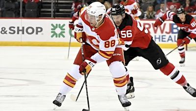 Capitals acquire winger Andrew Mangiapane in a trade with the Flames