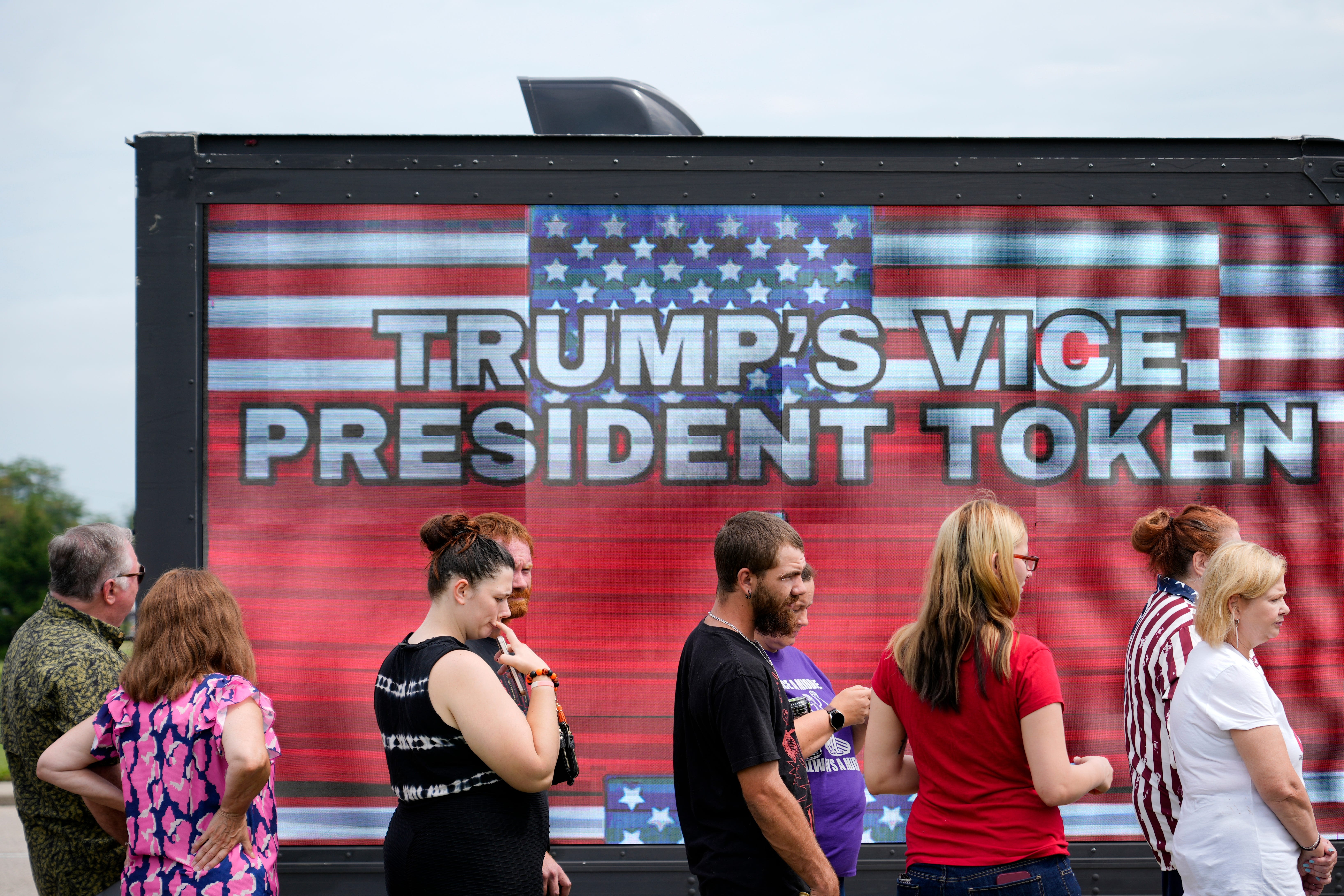 'It is so good to be back home': JD Vance returns to Middletown, live updates