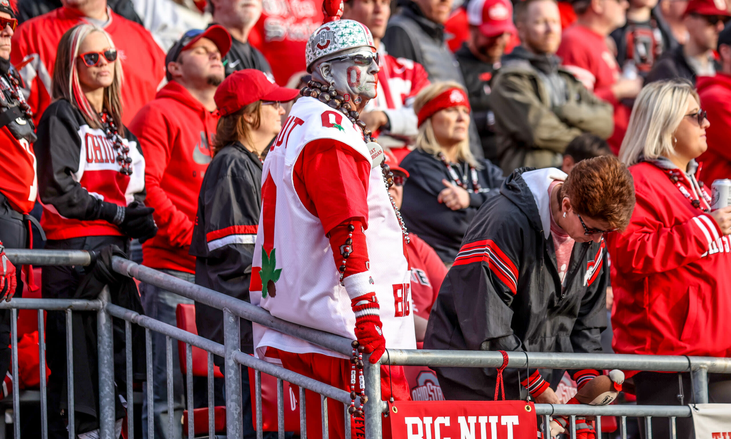 The Daily Show roasts Ohio State in favor of Michigan