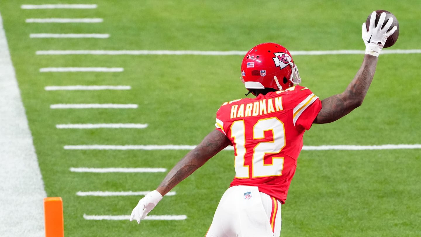 Chiefs Sign Mecole Hardman to One-Year Deal for 2024 Season