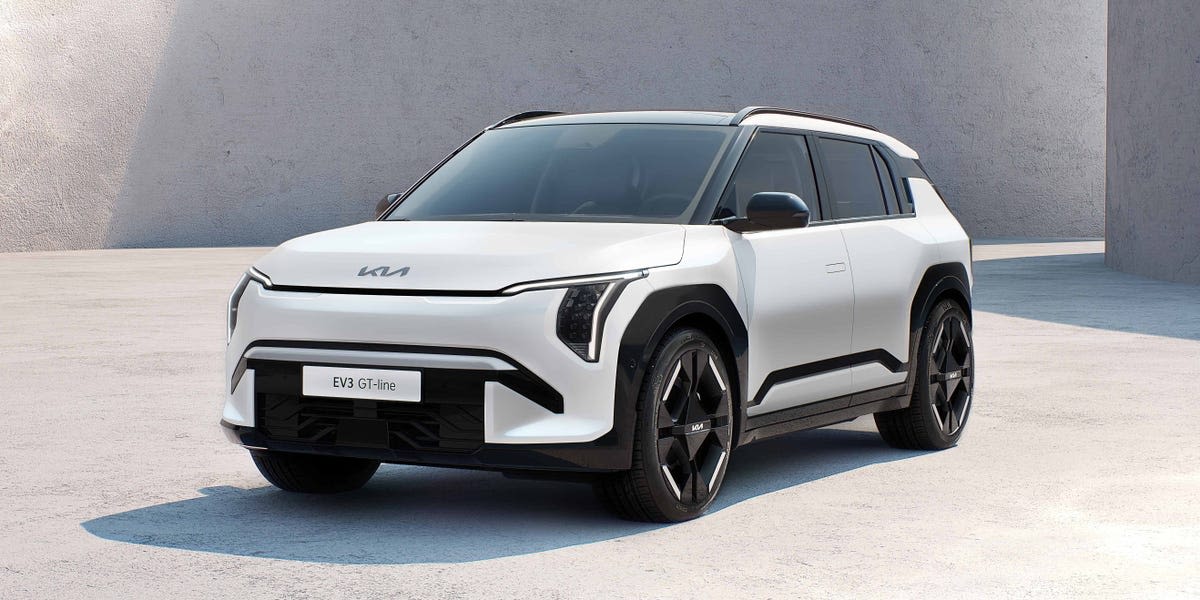 Kia unleashed a stylish new electric SUV with 373 miles of range — see the EV3