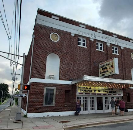 the-newton-theater-newton- - Yahoo Local Search Results