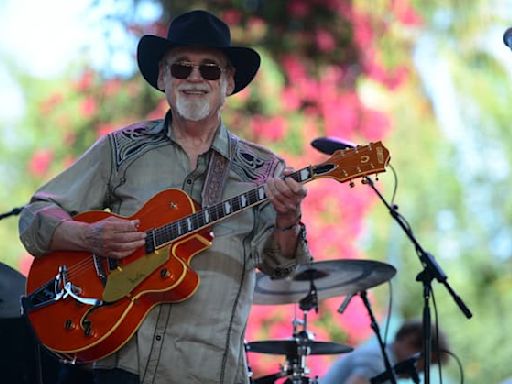 Mort de Duane Eddy, pionnier du rock avec le morceau "Rebel Rouser"