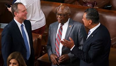 Clyburn hits Johnson, Trump after joint meeting: ‘Outright lies’