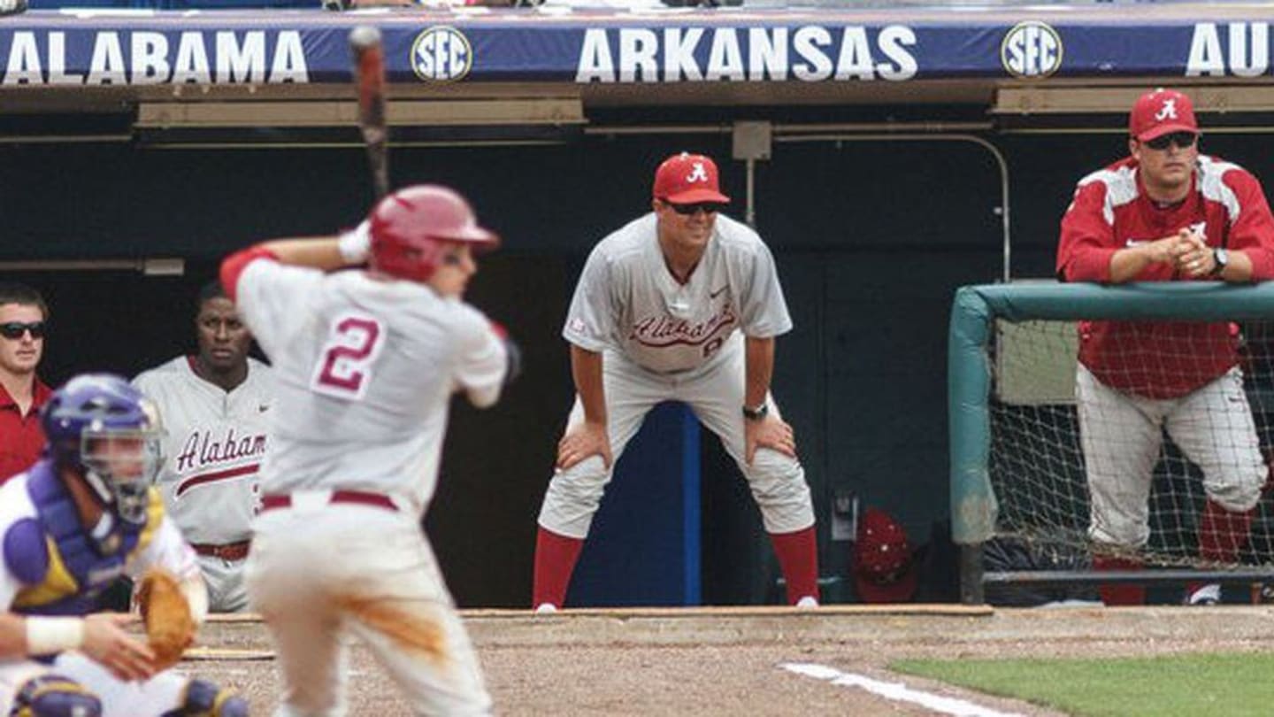 Former Alabama Baseball Head Coach Retires