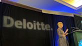 'The world is slowing,' Deloitte's top economist tells Wisconsin business leaders.