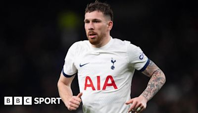 Pierre-Emile Hojbjerg: Marseille in talks with Tottenham midfielder