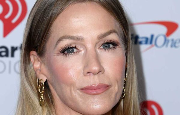 Jennie Garth Opens Up About 'Debilitating' Surgery in Transparent Health Update