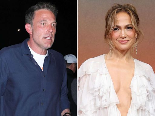 Ben Affleck Was in a 'Great Mood' at Dinner While Jennifer Lopez Was in Mexico City for Premiere: Source
