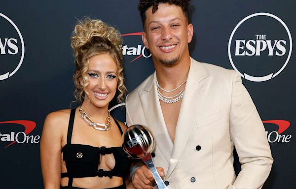 Patrick Mahomes Shows His Love for Wife Brittany’s Sexy 'SI Swimsuit' Photoshoot