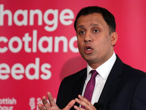 Sarwar ‘confident’ of Scottish majority as former minister returns