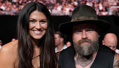Who is Zac Brown's ex-wife Kelly Yazdi? All about the actress as singer granted temporary restraining order against her