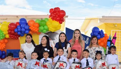 Acompaña presidenta de DIF San Pedro a graduados de preescolar en la colonia Francisco Villa