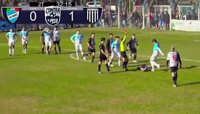 Tres años de suspensión para el futbolista que le pegó una brutal patada en la cabeza a un rival en una liga regional de Santa Fe