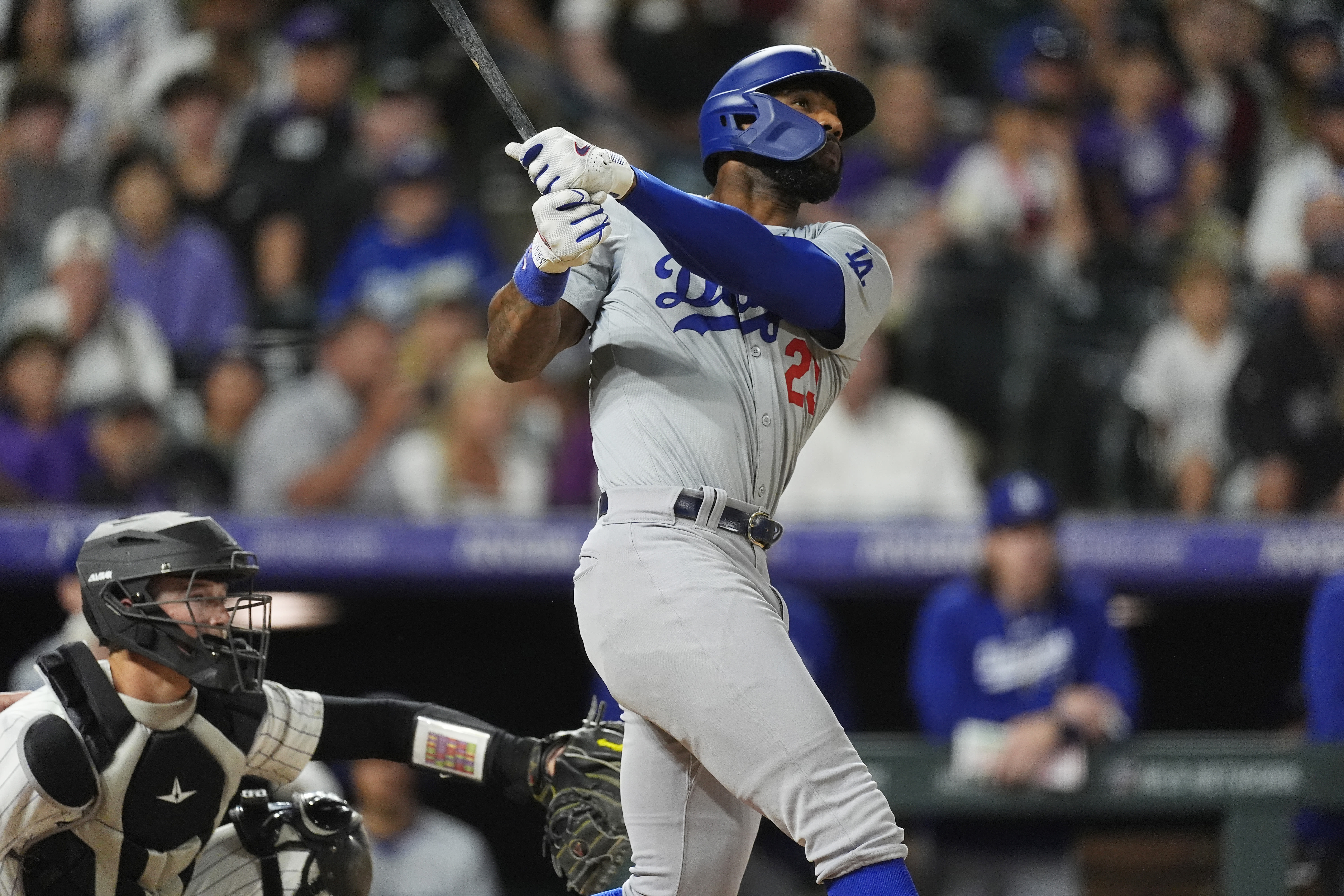 Hayward's slam, Hernandez's 3-run shot highlight 7-run ninth as Dodgers beat Rockies 11-9