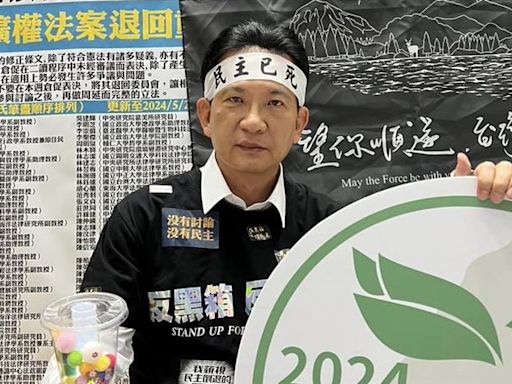 控黃國昌「罷免法最大受益者」林俊憲不忍嗆：有臉配合藍營提高門檻？