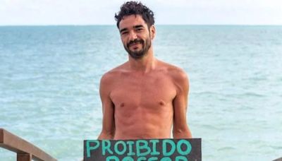 Antes de chocar Marcelo Serrado com ‘detalhe’ íntimo, Caio Blat fez nu frontal e provocou web com foto; relembre