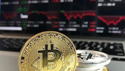 Bitcoin coils up for 20% climb, Standard Chartered forecasts more gains for BTC