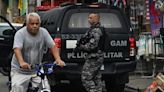 Policía entra en diez favelas de Rio para frenar guerra entre traficantes y milicia