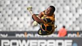 Itumeleng Khune told to leave Kaizer Chiefs