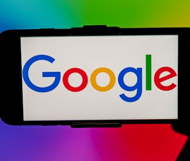 Google reveals ‘red bar’ clue that someone has hacked you – list has dozens more