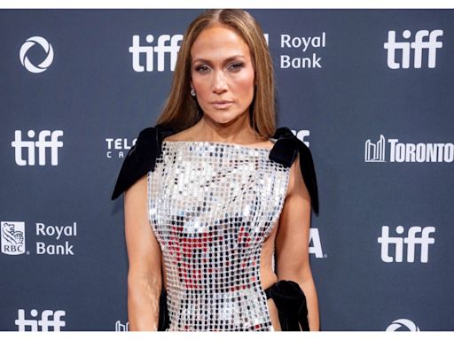 Jennifer Lopez in Tears During 'Worst Year of Her Life': Report